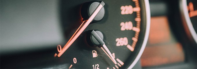 voorkom-schade-aan-je-auto-door-optijd-te-tanken-koppejan