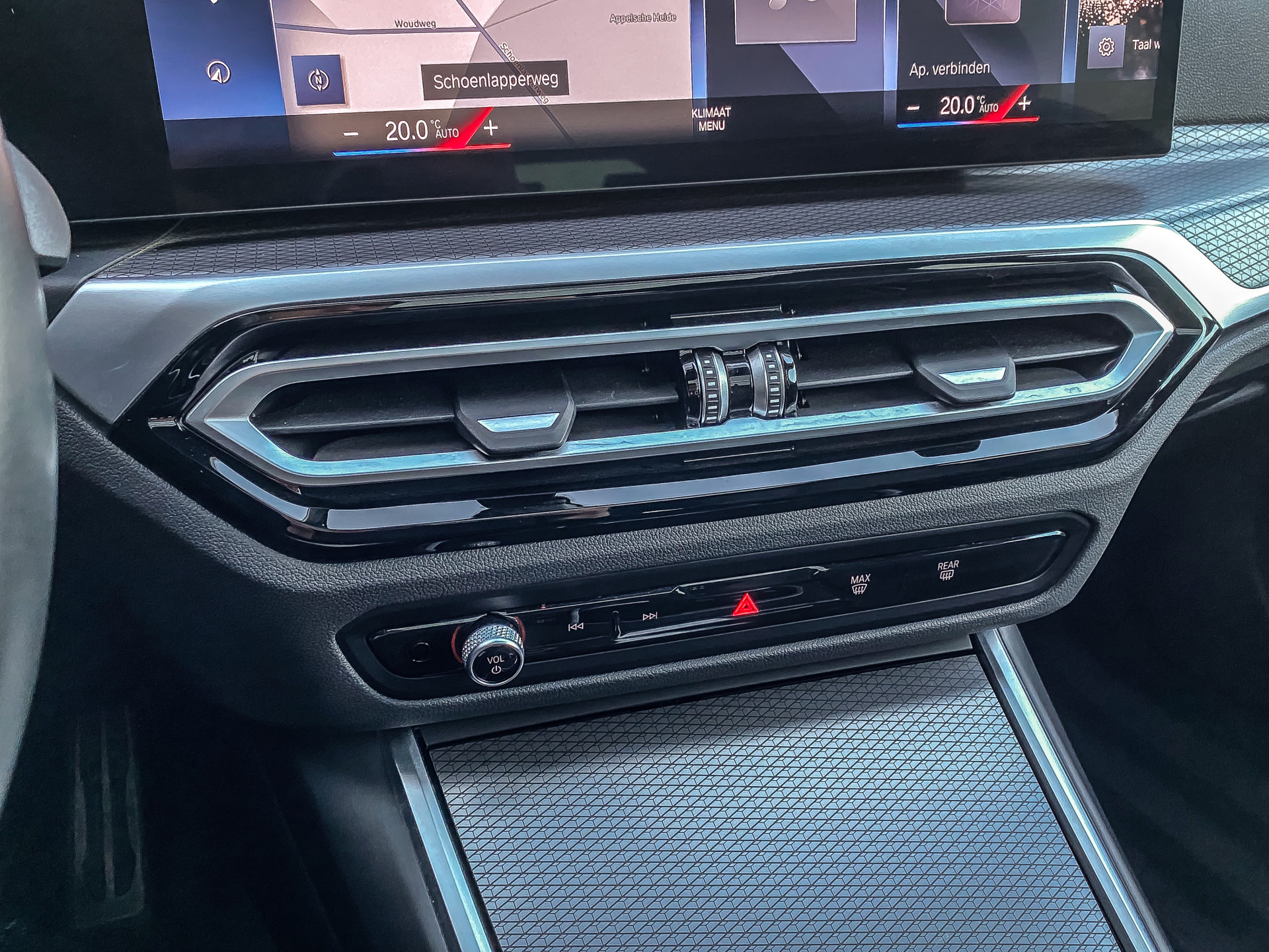 BMW 3 Serie Touring 330e 292PK xDrive High Executive M-Sport Pro | BMW occasion