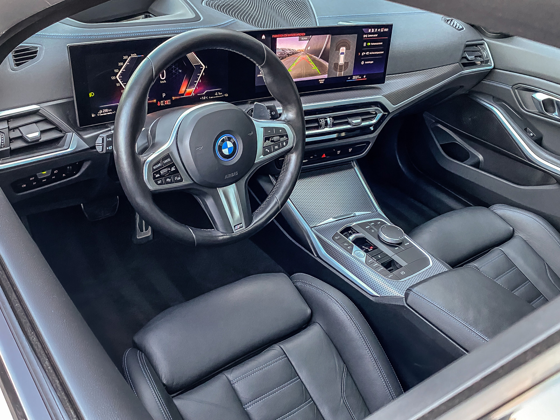 BMW 3 Serie Touring 330e 292PK xDrive High Executive M-Sport Pro | BMW occasion