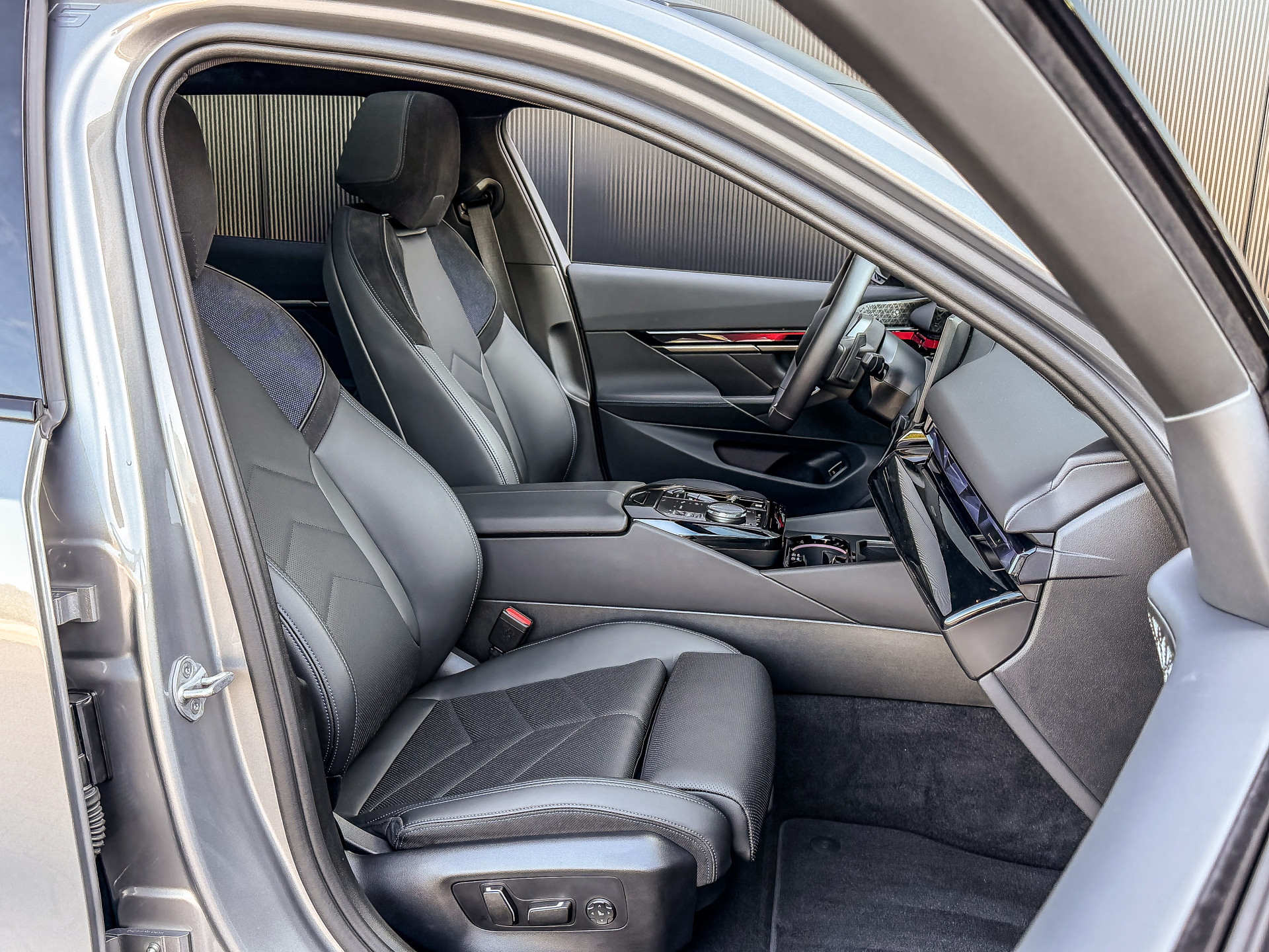 BMW 5 Serie Touring 550e xDrive 490PK M-Sport | BMW occasion
