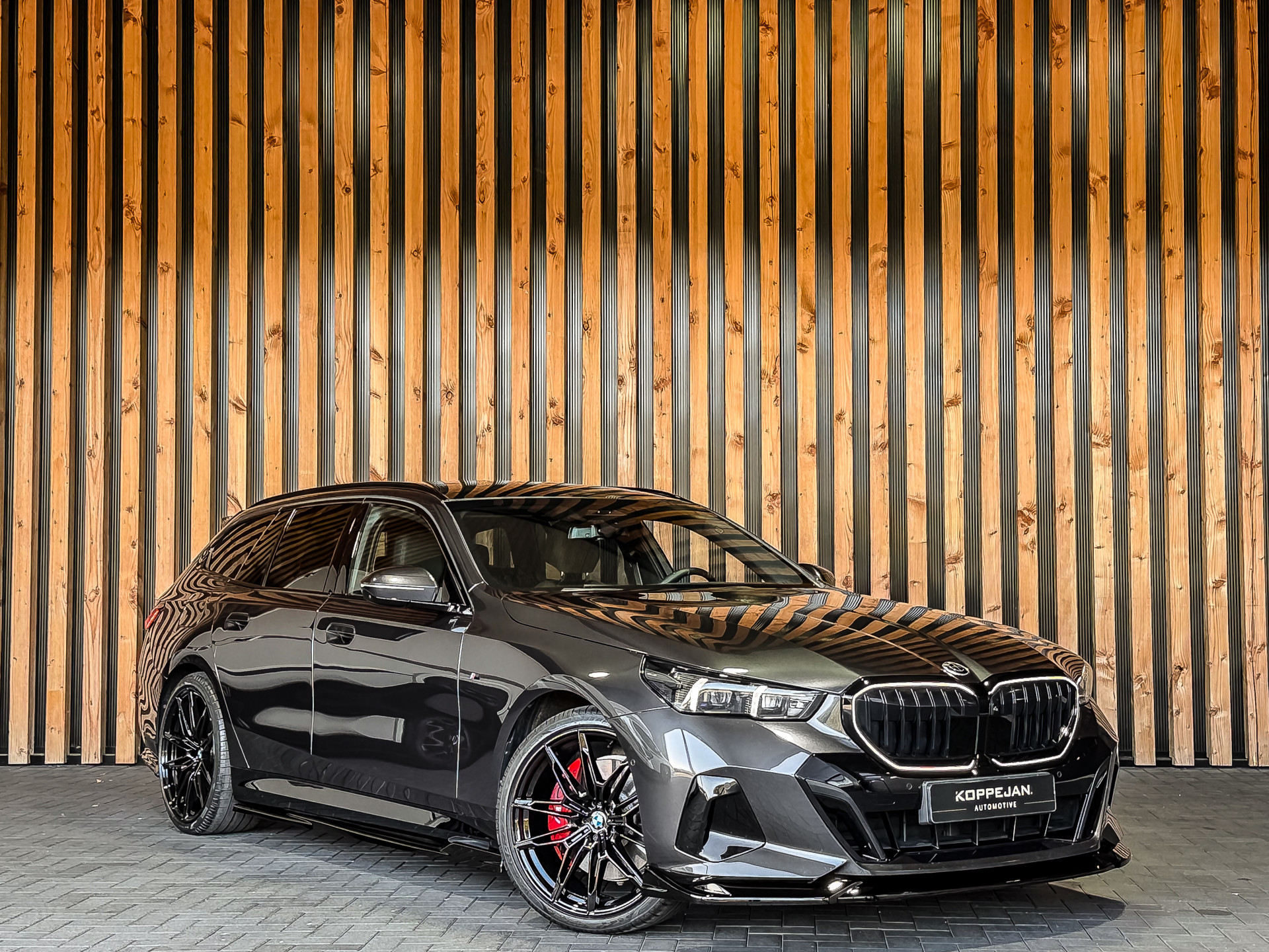 BMW 5 Serie Touring 550e xDrive 490PK M-Sport | BMW occasion