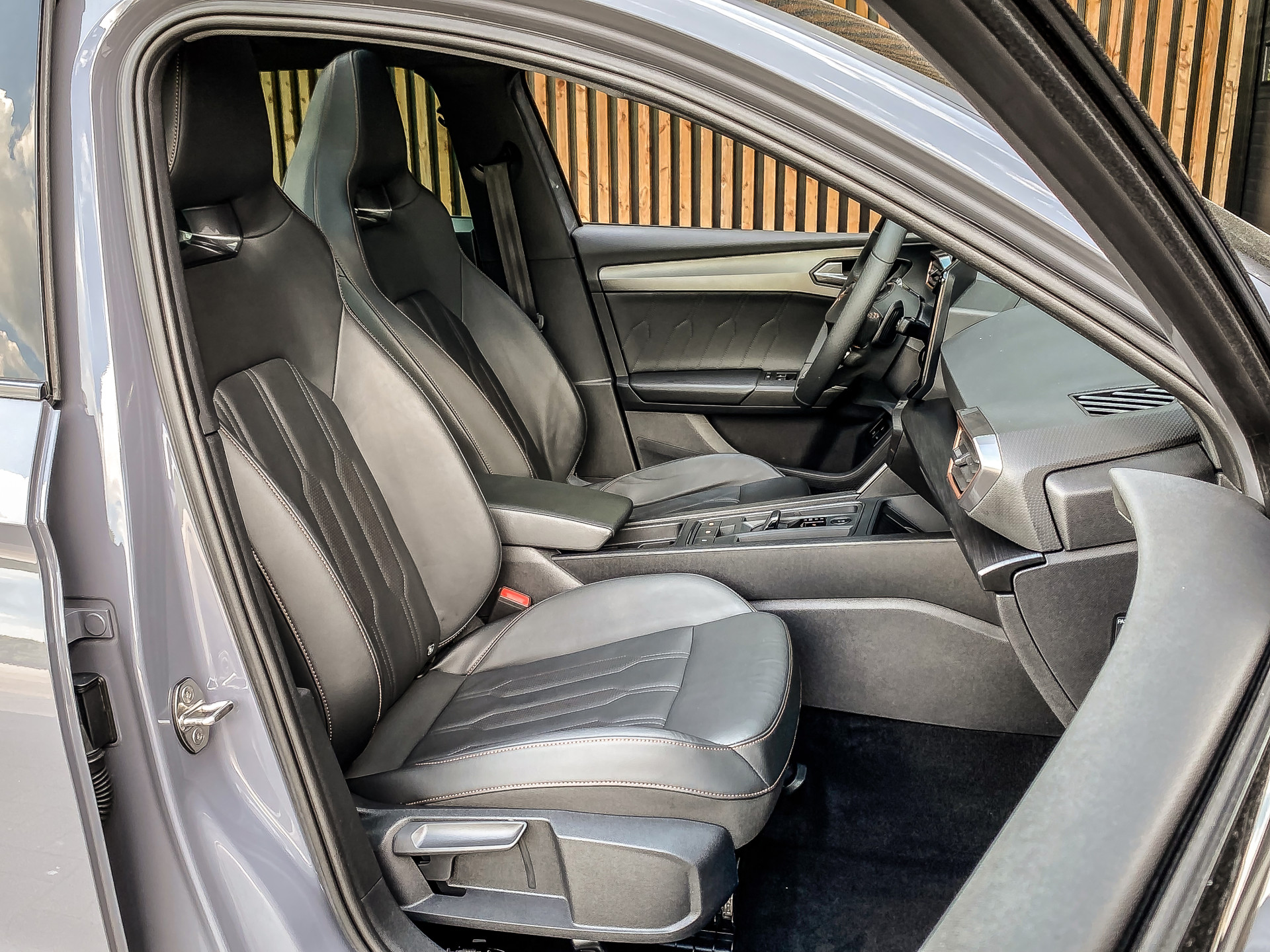 CUPRA Leon Sportstourer 1.4 e-Hybrid VZ 245PK Automaat | CUPRA occasion