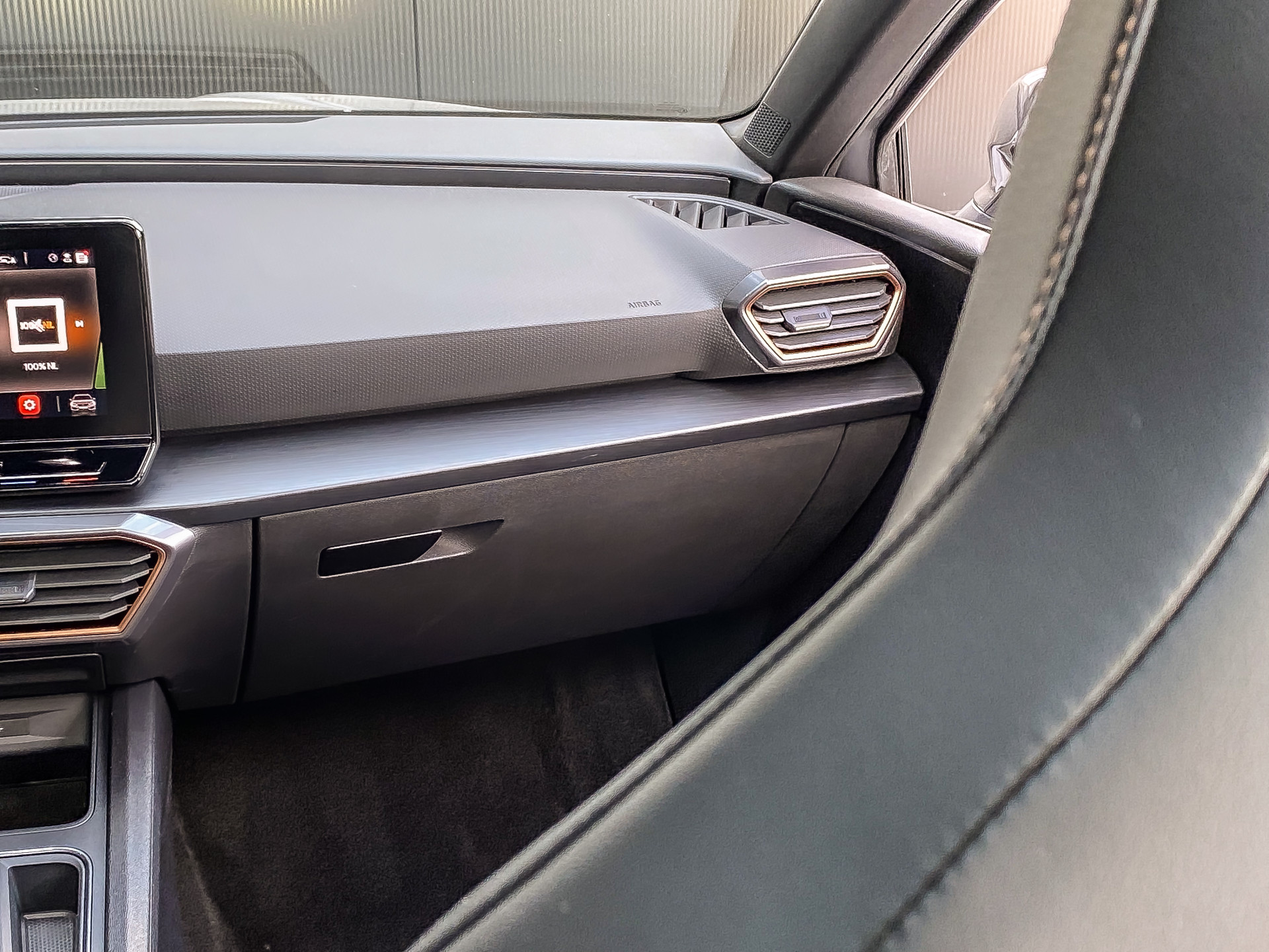 CUPRA Leon Sportstourer 1.4 e-Hybrid VZ 245PK Automaat | CUPRA occasion