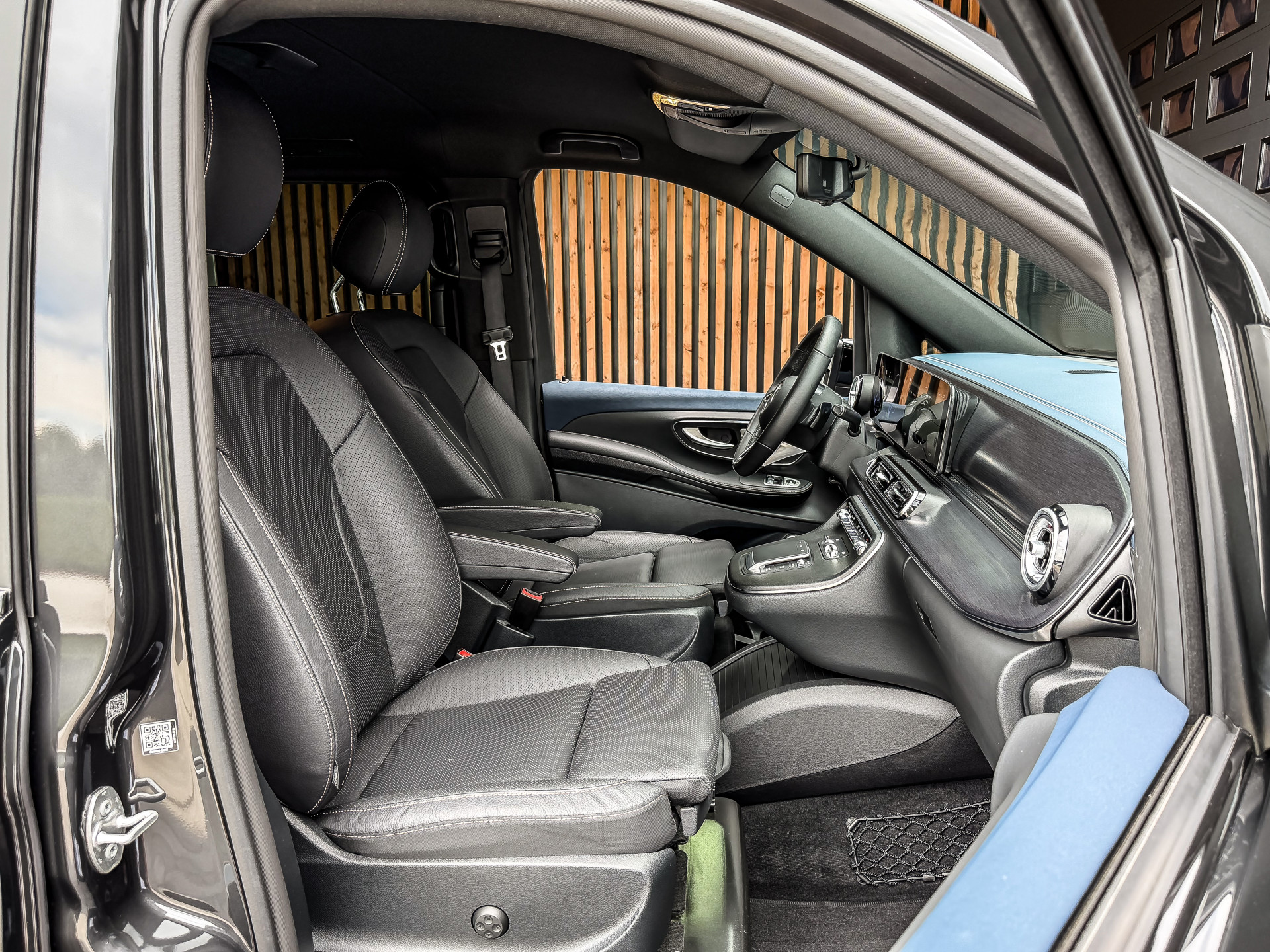 Mercedes-Benz EQV 300 AMG L2 90kWh 8-Persoons | Mercedes-Benz occasion