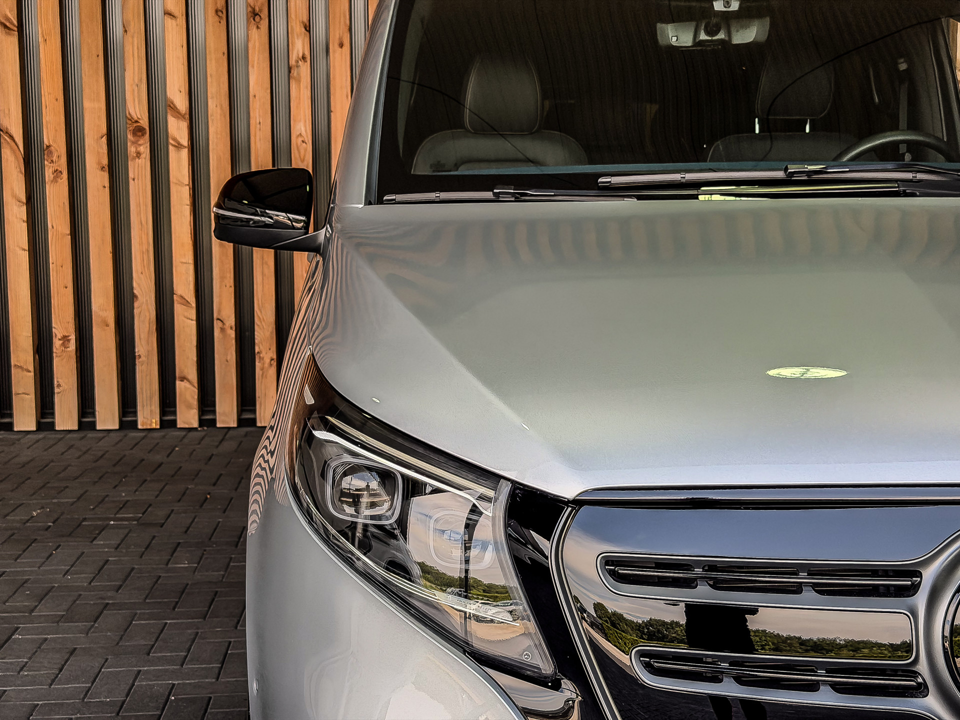 Mercedes-Benz EQV 300 AMG L2 90kWh 8-Persoons | Mercedes-Benz occasion