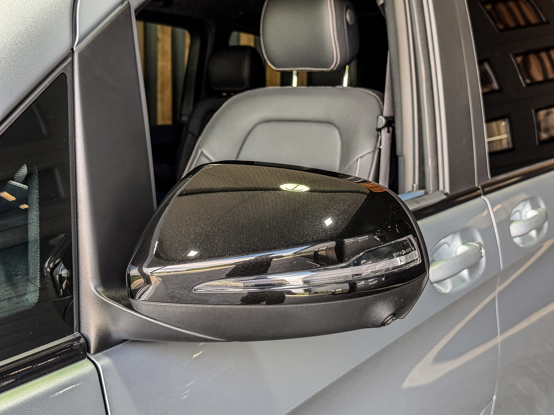 Mercedes-Benz EQV 300 AMG L2 90kWh 8-Persoons | Mercedes-Benz occasion