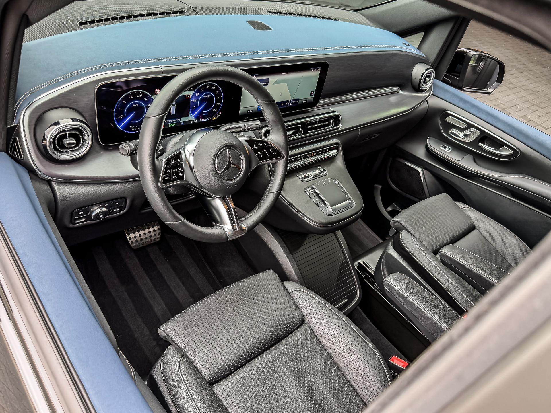 Mercedes-Benz EQV 300 AMG L2 90kWh 8-Persoons | Mercedes-Benz occasion