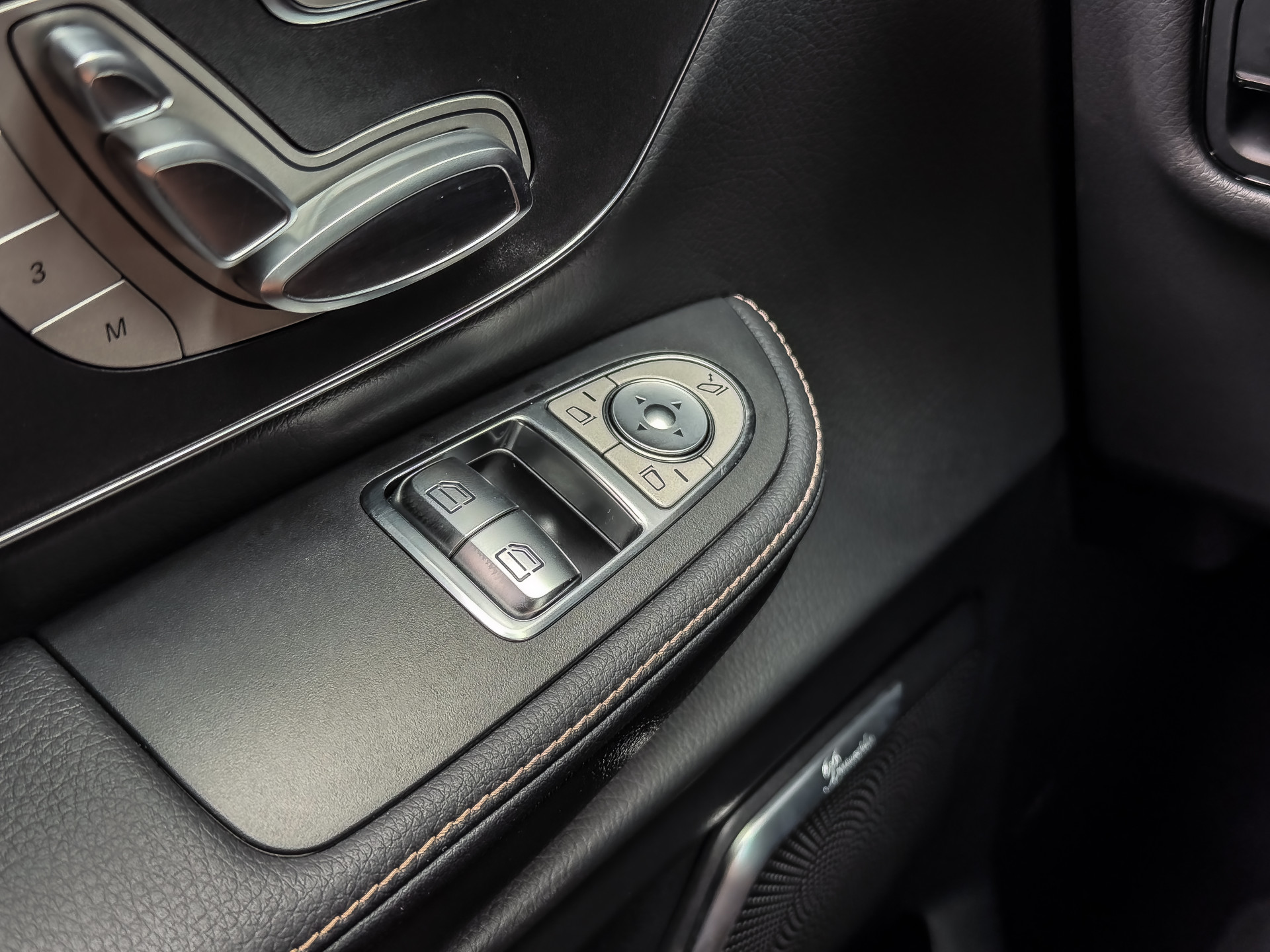 Mercedes-Benz EQV 300 AMG L2 90kWh 8-Persoons | Mercedes-Benz occasion
