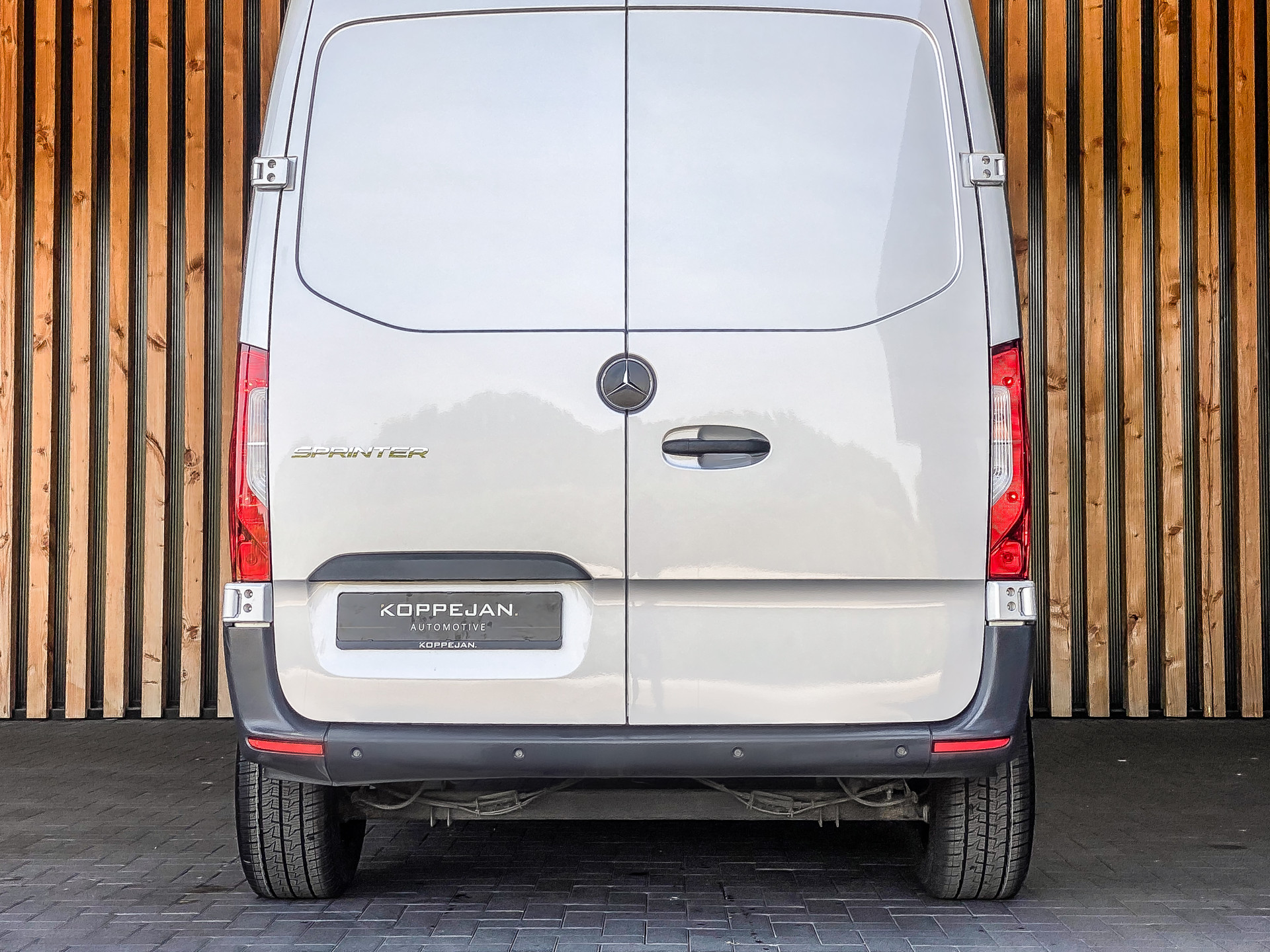 Mercedes-Benz Sprinter 1.9 CDI 150PK Automaat L2H2 Bestelwagen | Mercedes-Benz occasion