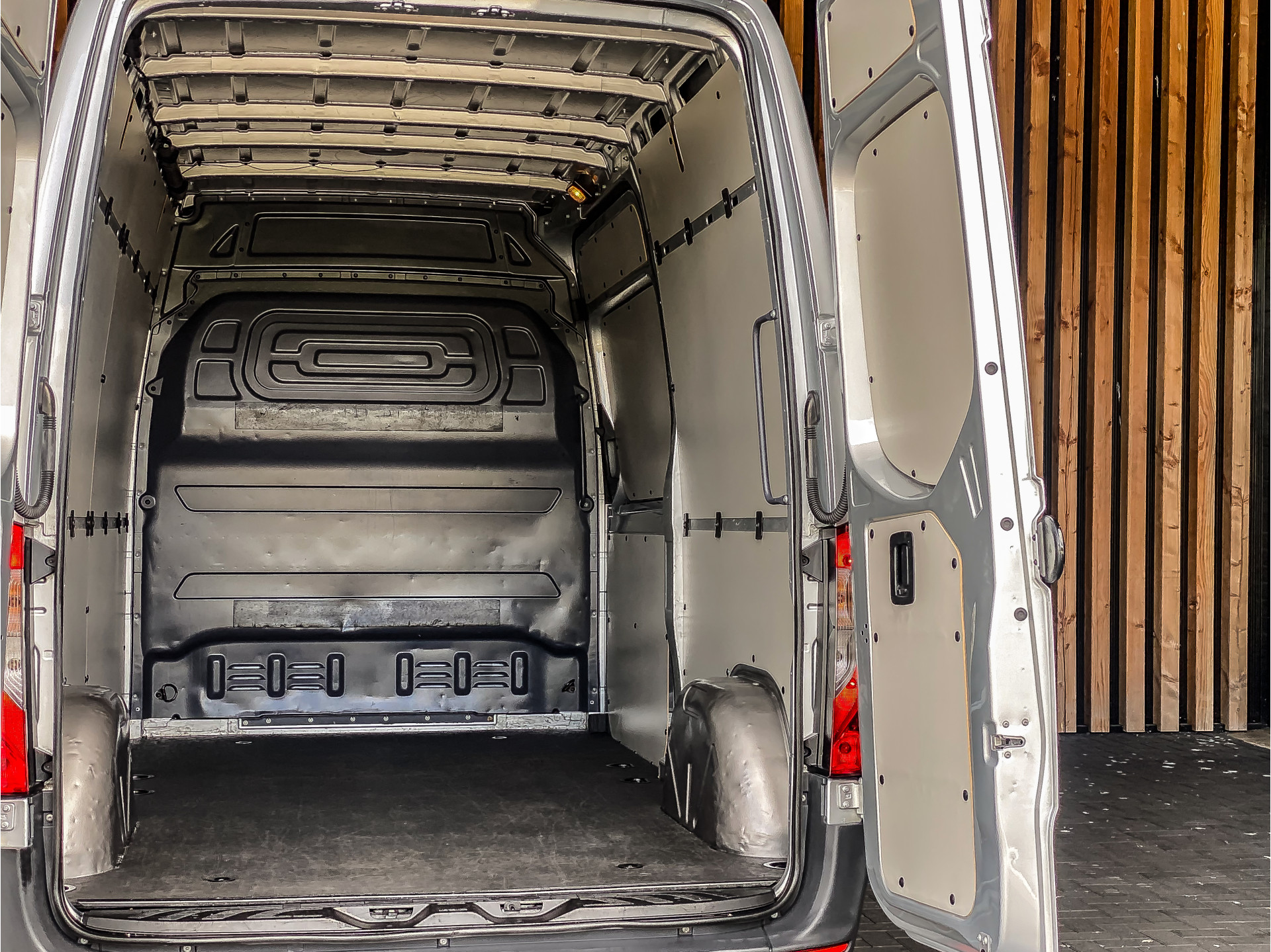 Mercedes-Benz Sprinter 1.9 CDI 150PK Automaat L2H2 Bestelwagen | Mercedes-Benz occasion
