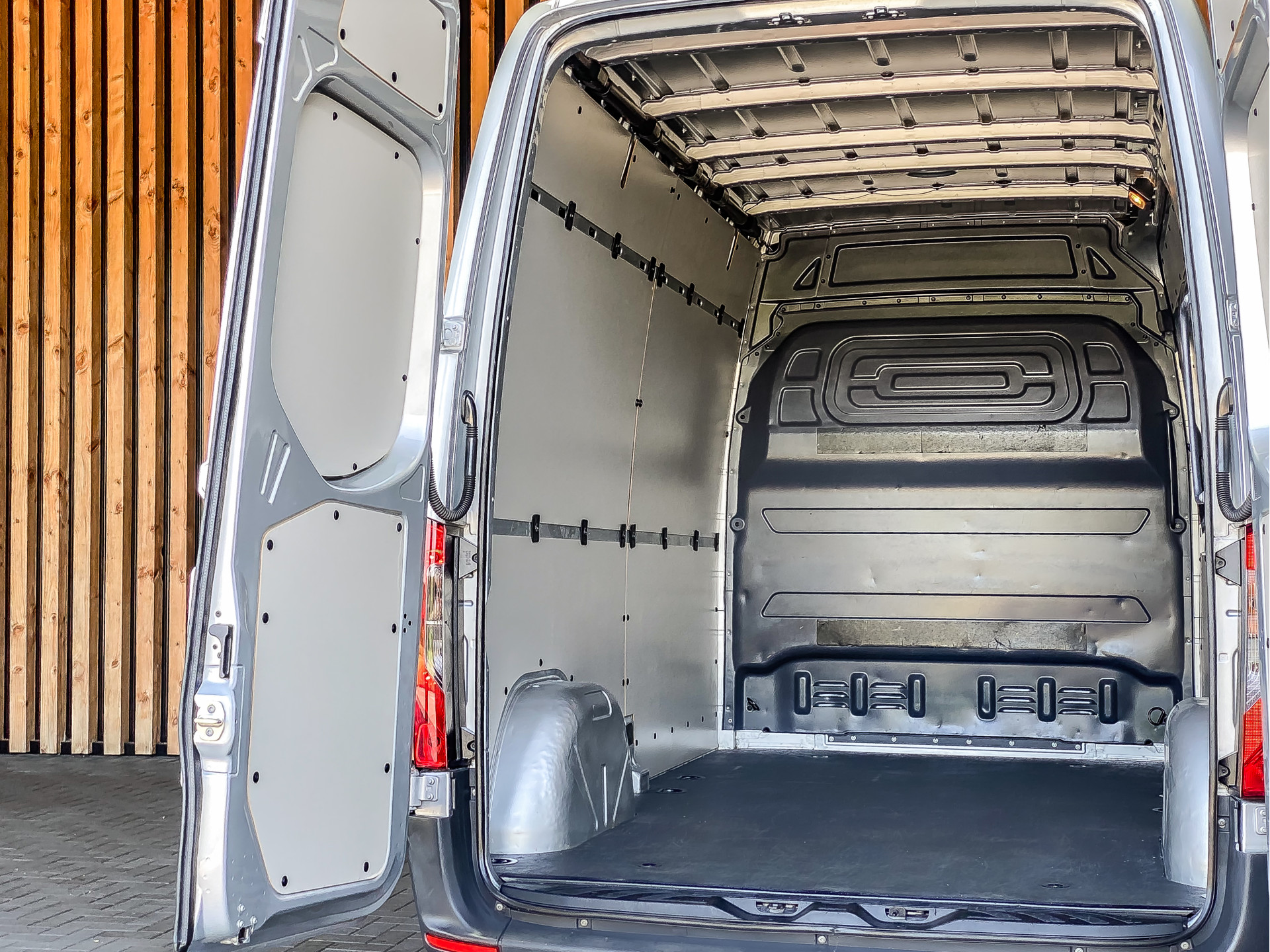 Mercedes-Benz Sprinter 1.9 CDI 150PK Automaat L2H2 Bestelwagen | Mercedes-Benz occasion
