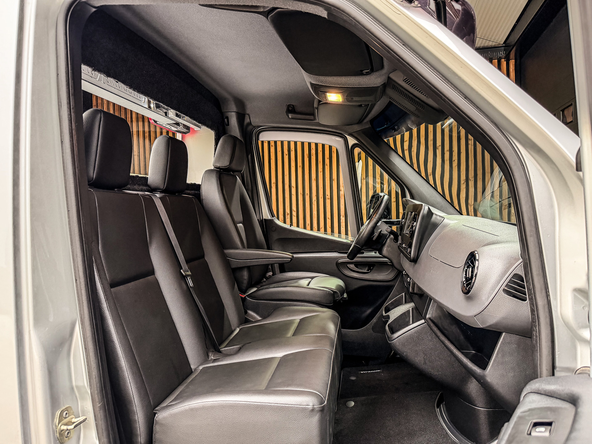 Mercedes-Benz Sprinter 319 3.0 CDI V6 190PK Automaat N1 Kilometerheffing vrij | Mercedes-Benz occasion