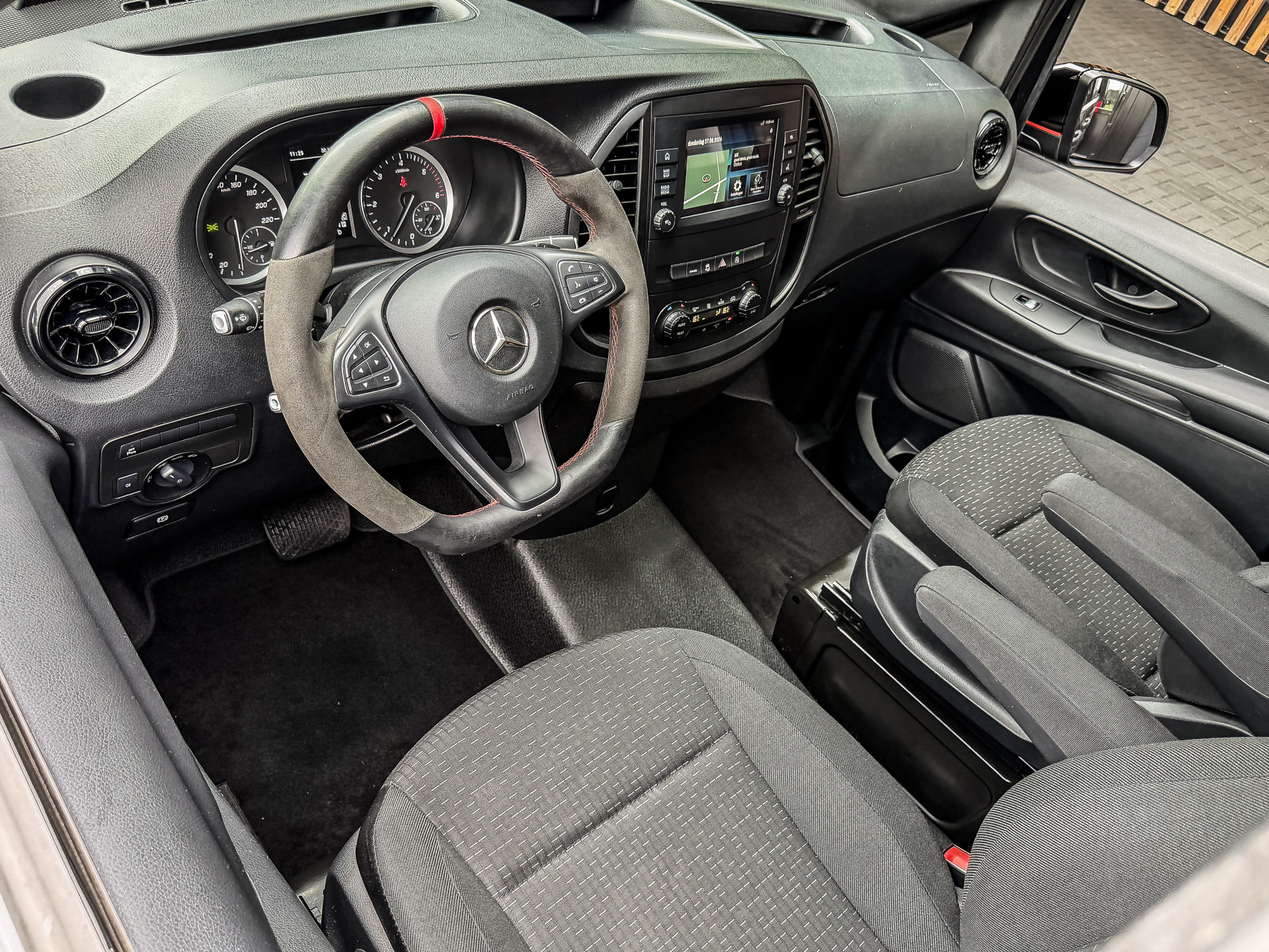 Mercedes-Benz Vito 119 CDI 190PK Automaat XL Dubbele Cabine | Mercedes-Benz occasion