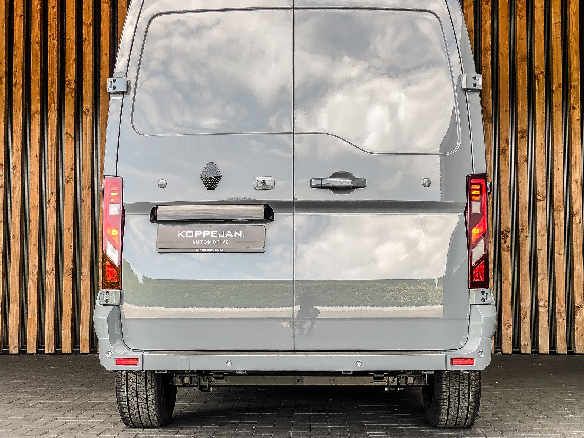 Renault Master T35 2.0 dCi 170PK L2H2 Extra | Renault occasion