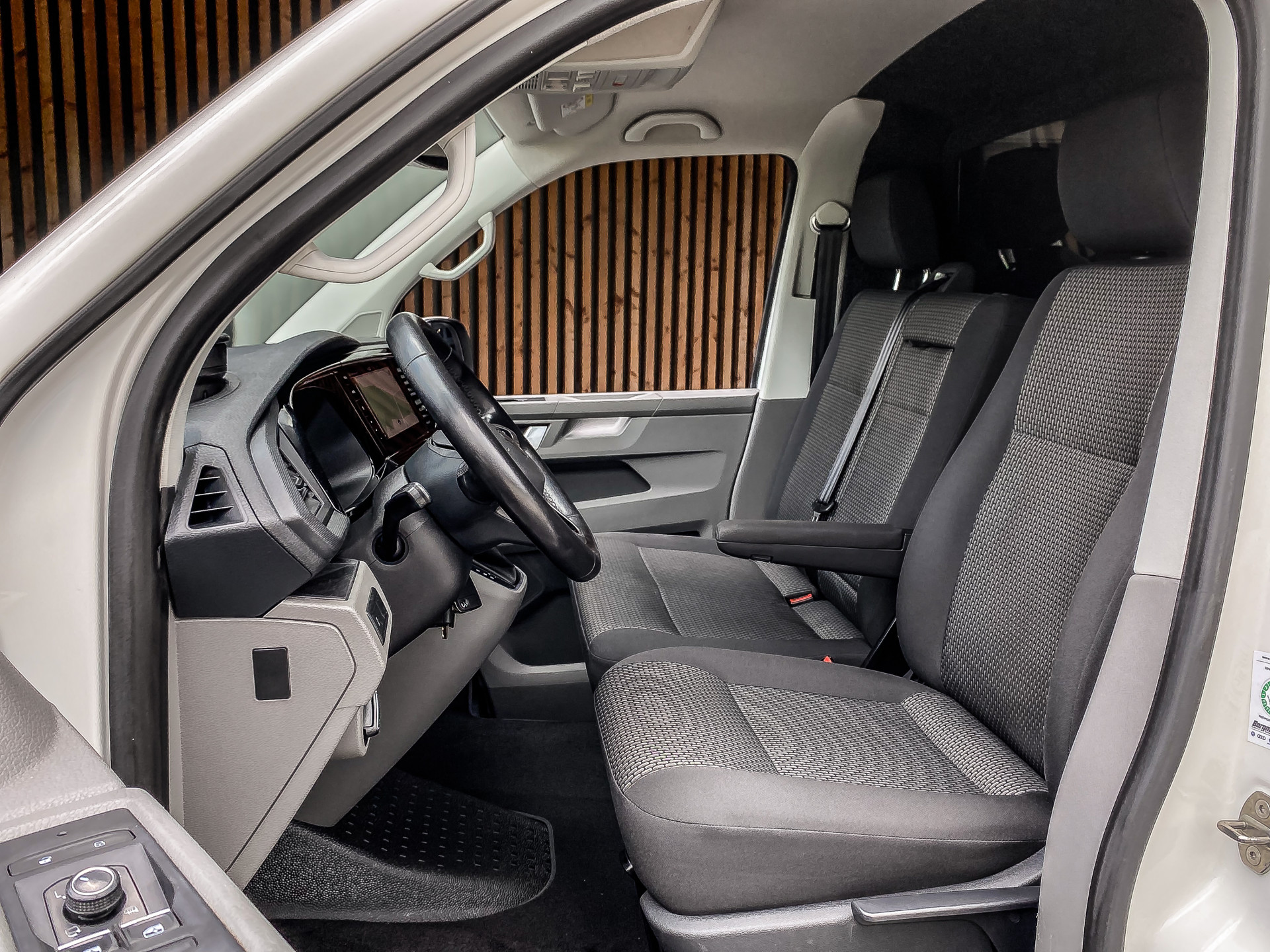 Volkswagen Transporter 2.0 TDI 150PK DSG 4Motion L2H1 Bestelwagen | Volkswagen occasion