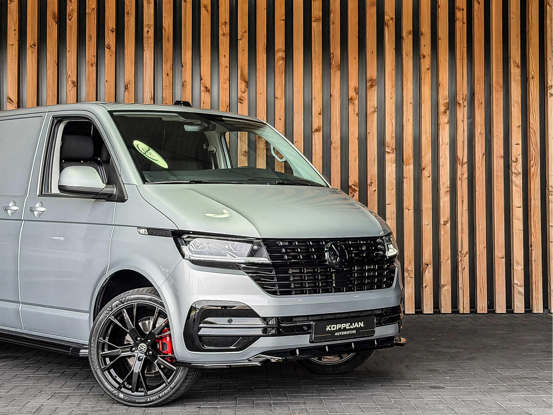 Volkswagen Transporter 2.0 TDI 150PK DSG Bestelwagen L1H1 | Volkswagen occasion