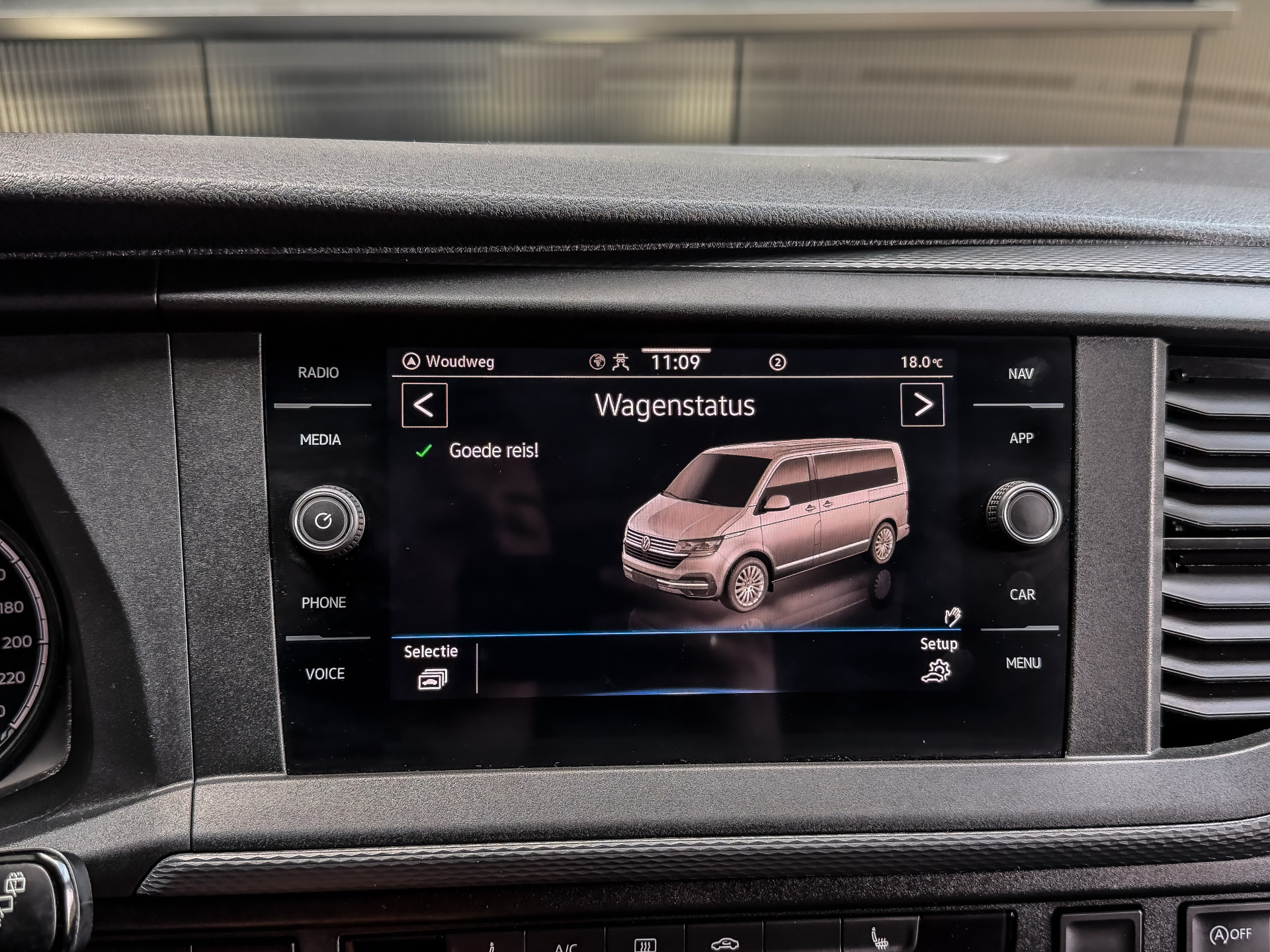 Volkswagen Transporter 2.0 TDI 150PK DSG Bestelwagen L1H1 | Volkswagen occasion