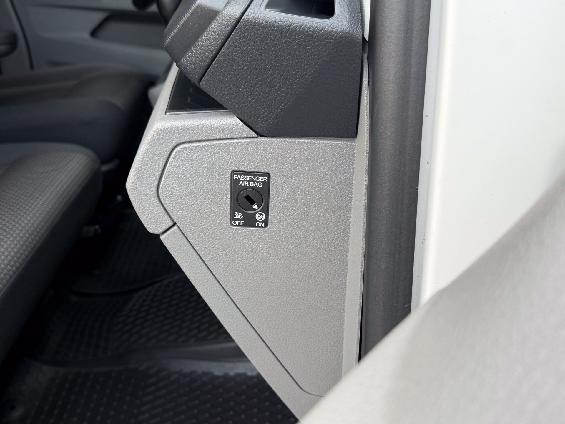 Volkswagen Transporter 2.0 TDI 150PK DSG Bestelwagen L1H1 | Volkswagen occasion