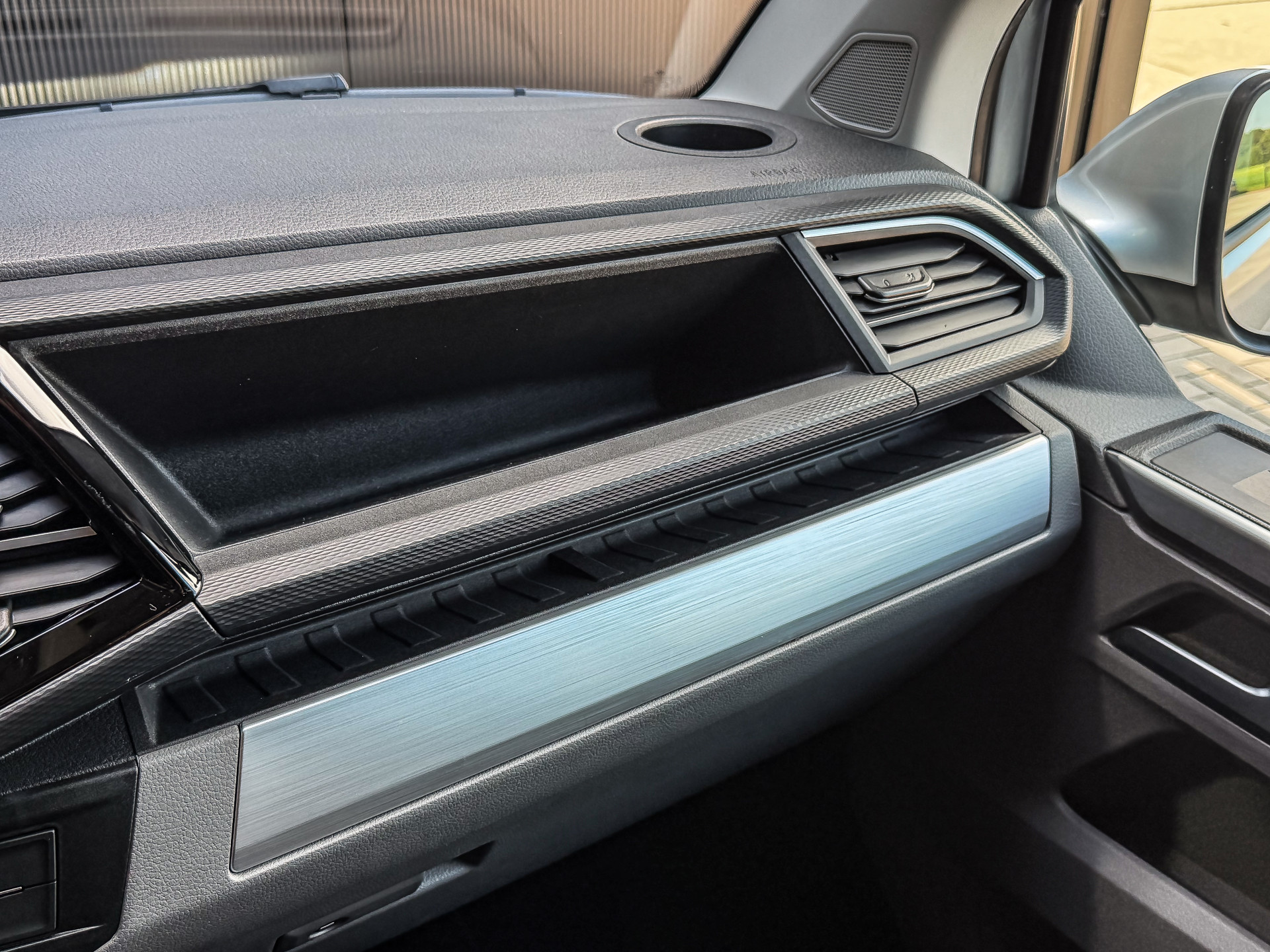 Volkswagen Transporter 2.0 TDI 150PK DSG Bestelwagen L2H1 Bulli | Volkswagen occasion