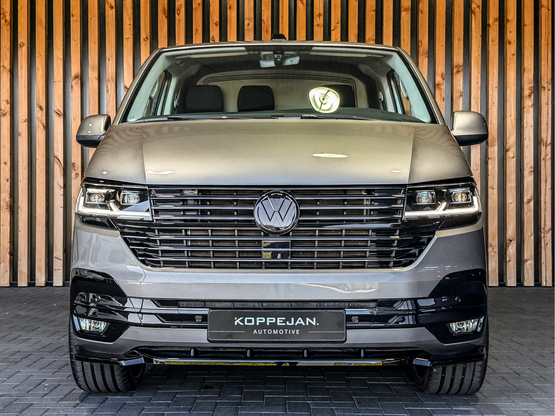 Volkswagen Transporter 2.0 TDI 150PK DSG Bestelwagen L2H1 | Volkswagen occasion