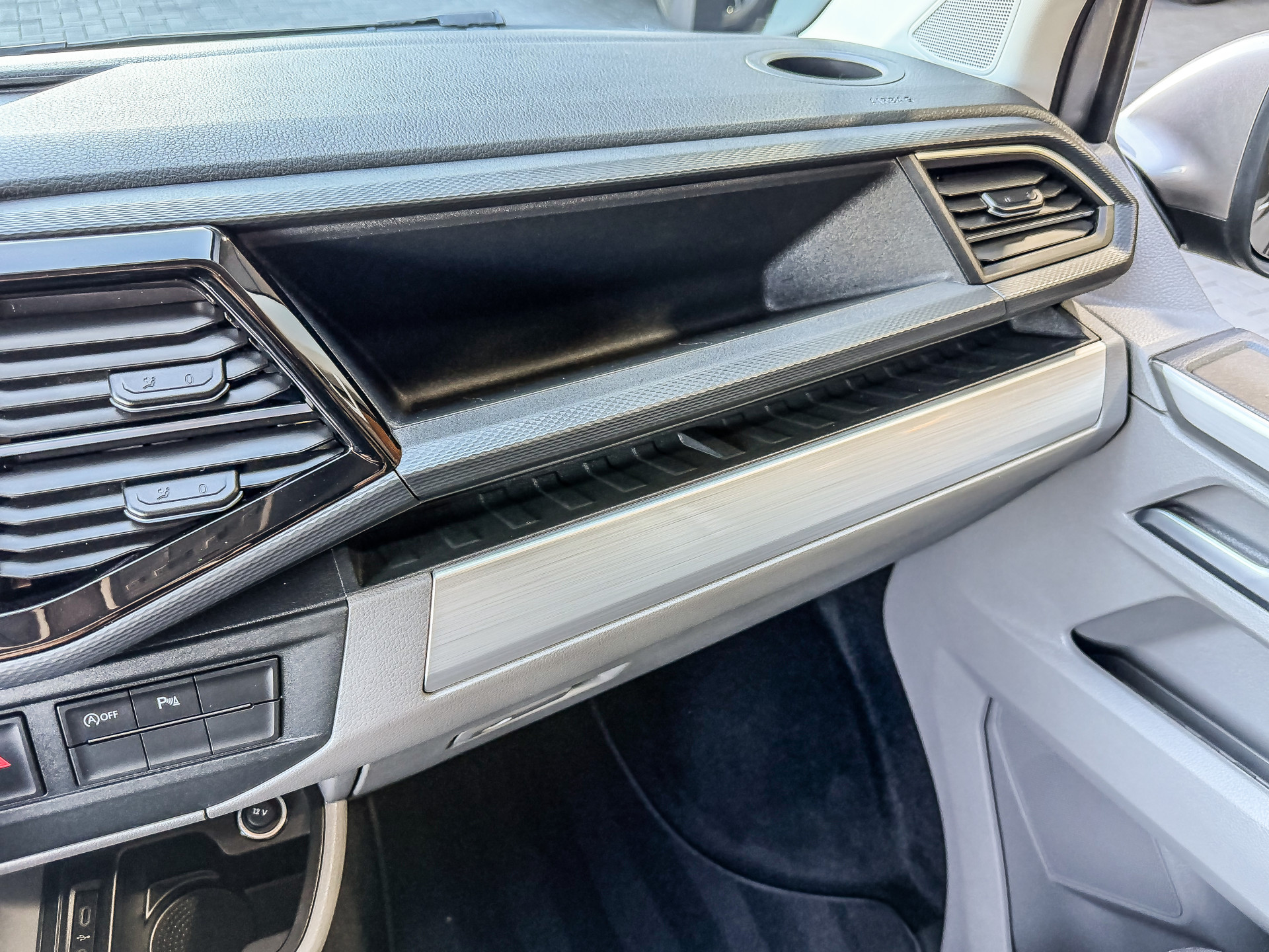 Volkswagen Transporter 2.0 TDI 150PK DSG Bestelwagen L2H1 | Volkswagen occasion