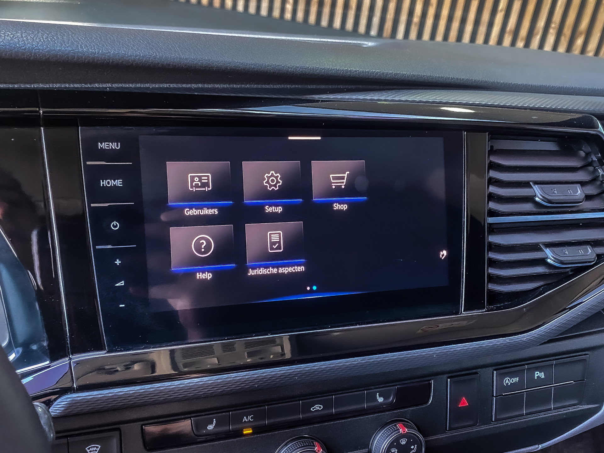 Volkswagen Transporter 2.0 TDI 150PK DSG L2H1 Bestelwagen | Volkswagen occasion
