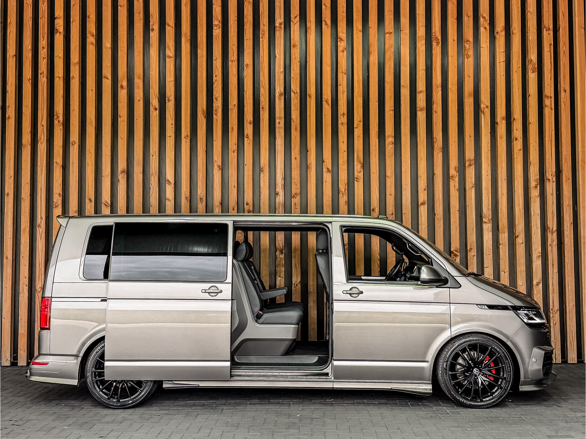 Volkswagen Transporter 2.0 TDI 204PK DSG Bulli ABT Dubbele Cabine L2H1 | Volkswagen occasion