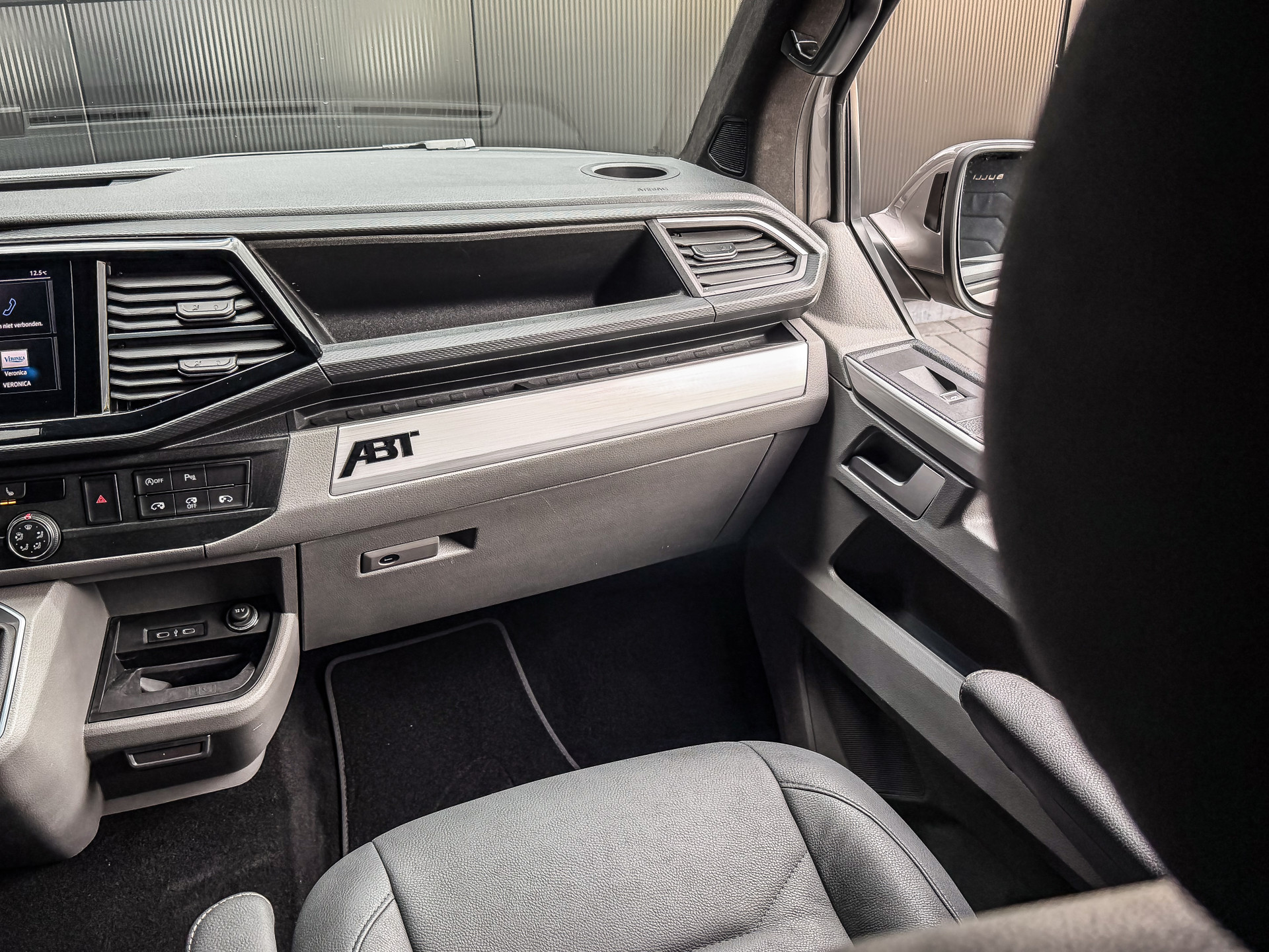 Volkswagen Transporter 2.0 TDI 204PK DSG Bulli ABT Dubbele Cabine L2H1 | Volkswagen occasion