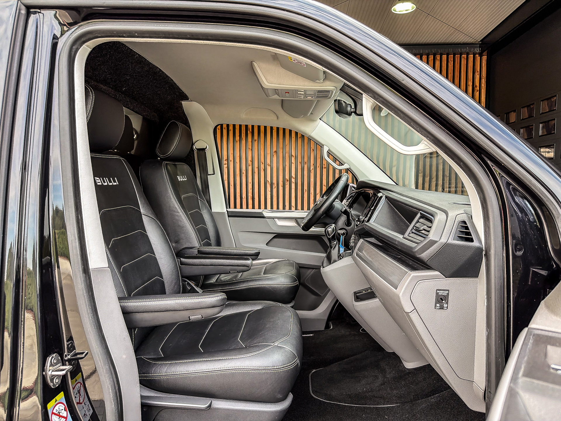 Volkswagen Transporter 2.0 TDI 204PK DSG L2H1 Bulli | Volkswagen occasion