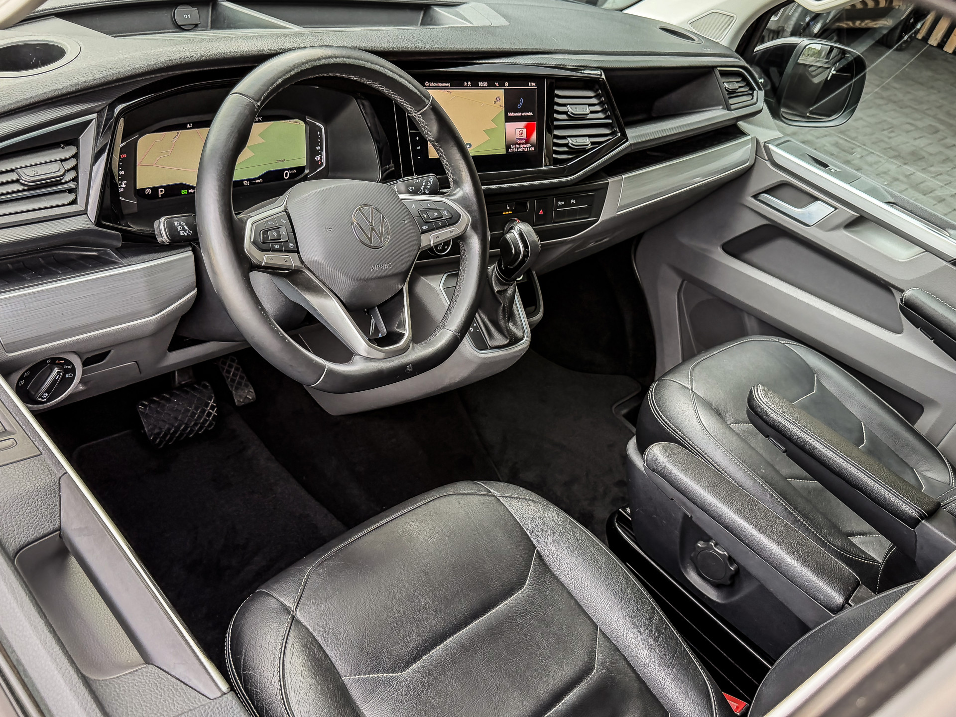 Volkswagen Transporter 2.0 TDI 204PK DSG L2H1 Bulli | Volkswagen occasion