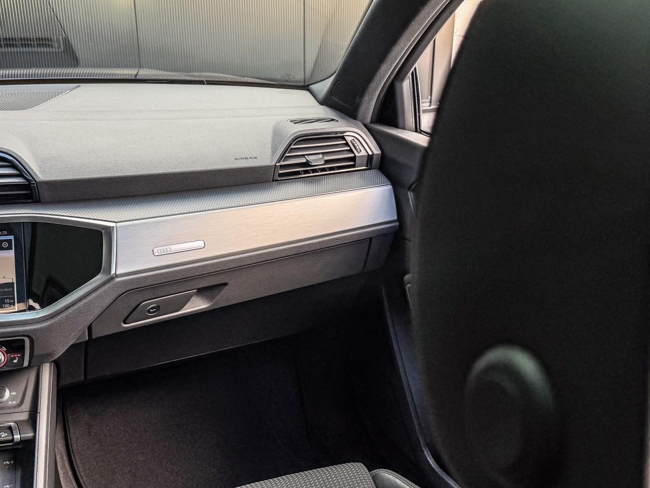 Audi Q3 45 TFSIe 245PK S edition | Audi occasion