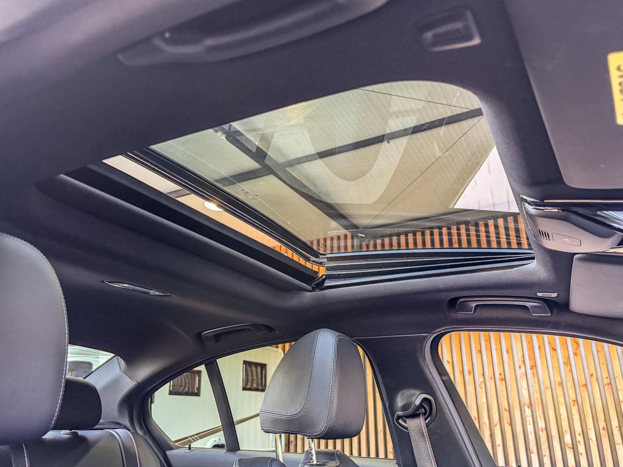 BMW 3-serie 330e 292PK M-Sport Plus | BMW occasion