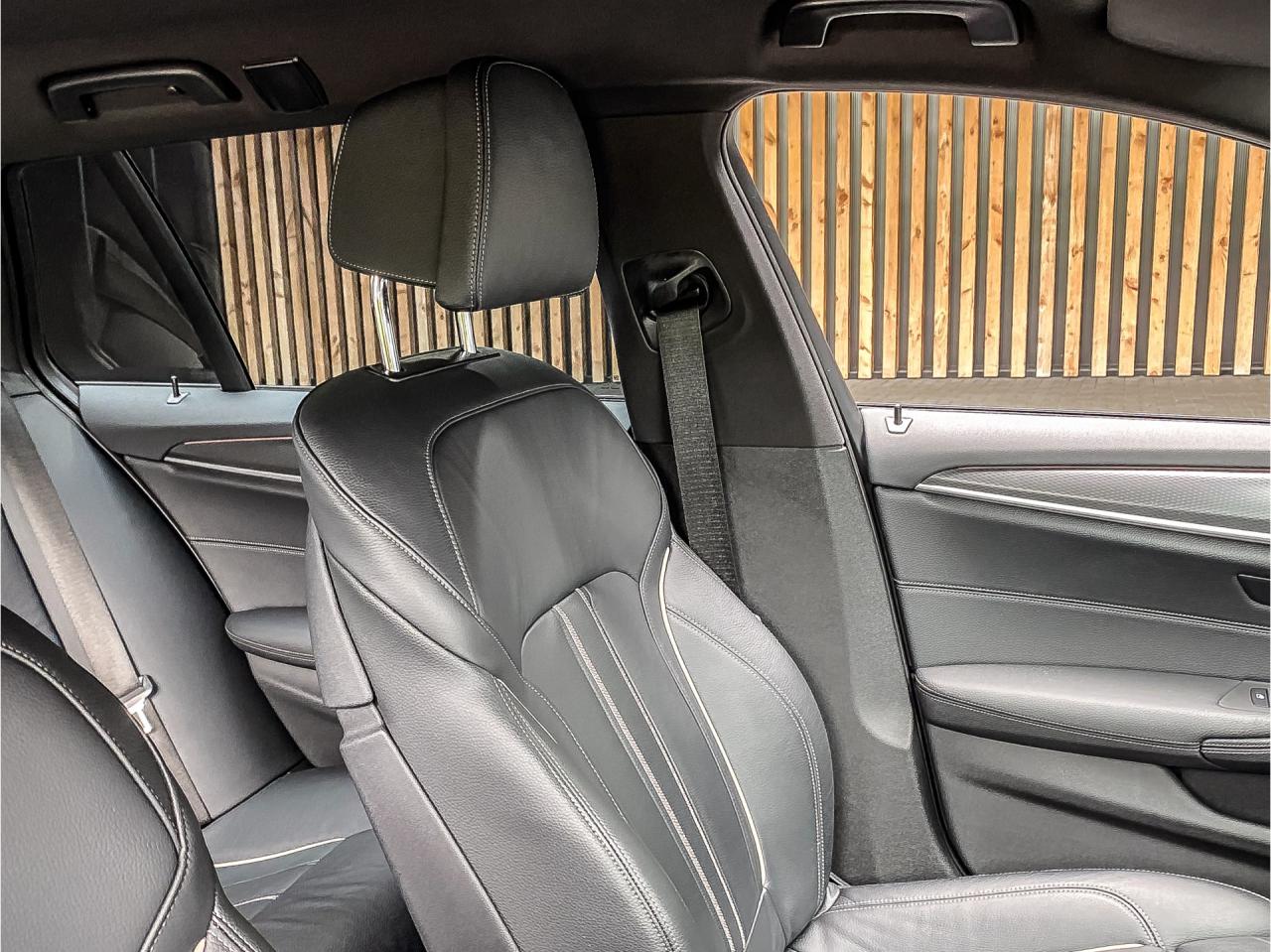 BMW 5 Serie Touring 520i 184PK Automaat M-Sport | BMW occasion