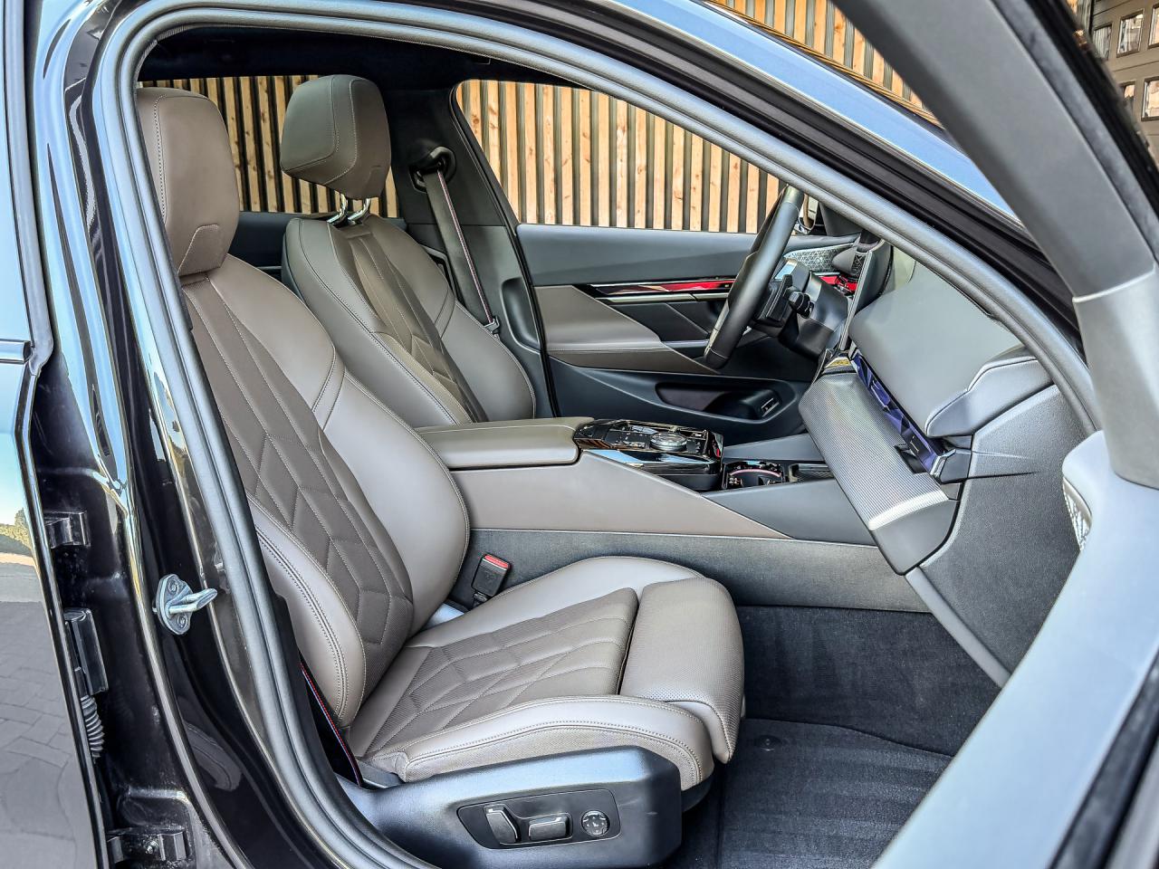 BMW 5 Serie Touring 550e xDrive 490PK M-Sport | BMW occasion