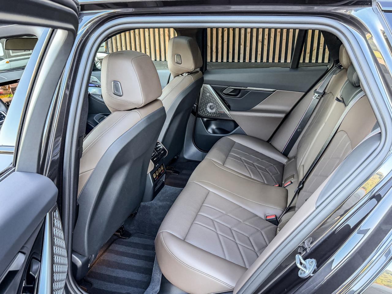 BMW 5 Serie Touring 550e xDrive 490PK M-Sport | BMW occasion