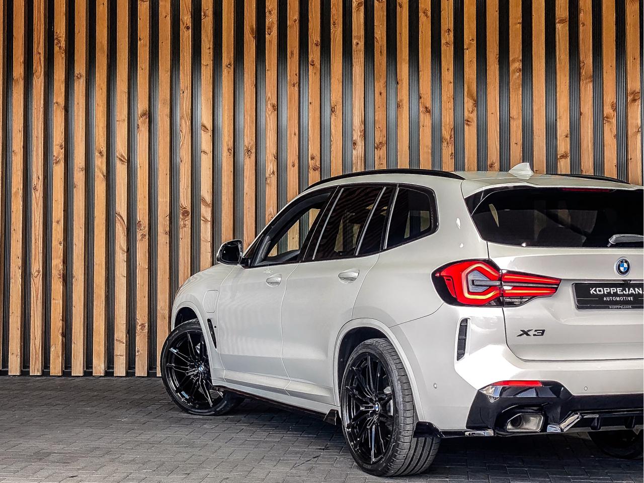 BMW X3 xDrive30e 292PK High Executive M-Sport | BMW occasion