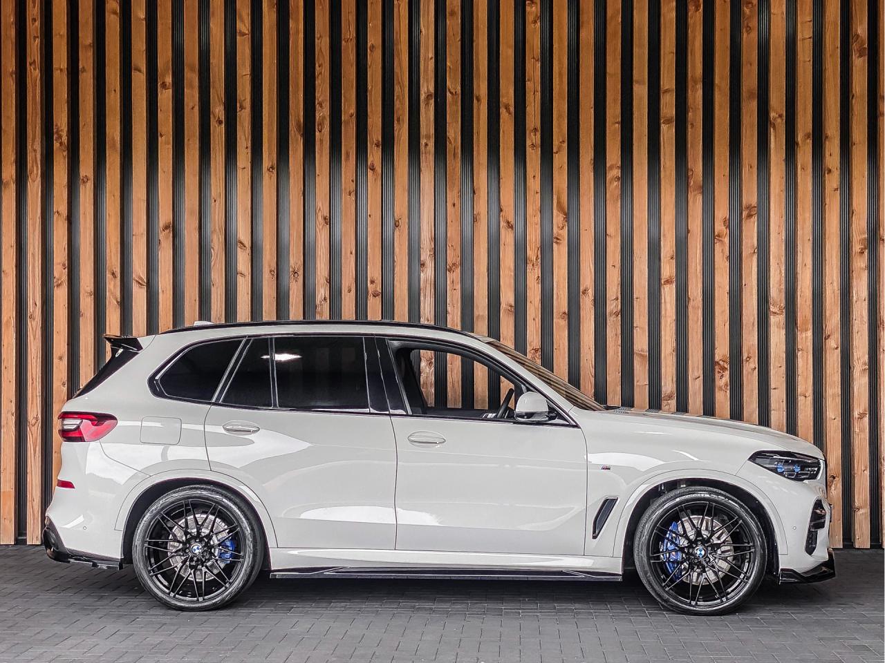 BMW X5 xDrive45e 394PK Automaat High Executive M-Sport | BMW occasion