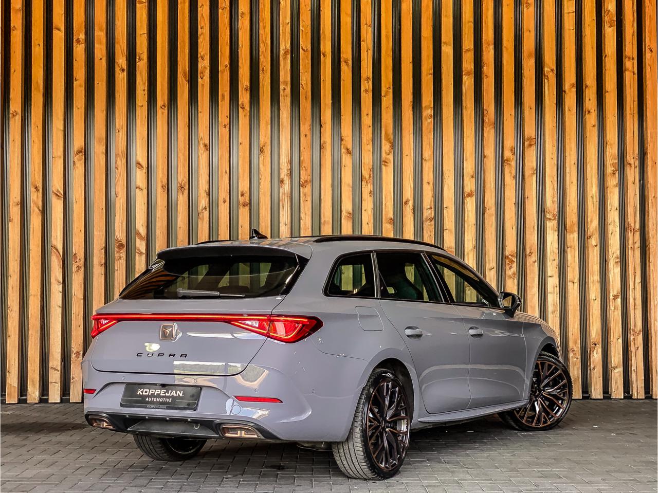 CUPRA Leon Sportstourer 1.4 e-Hybrid VZ 245PK Automaat | CUPRA occasion