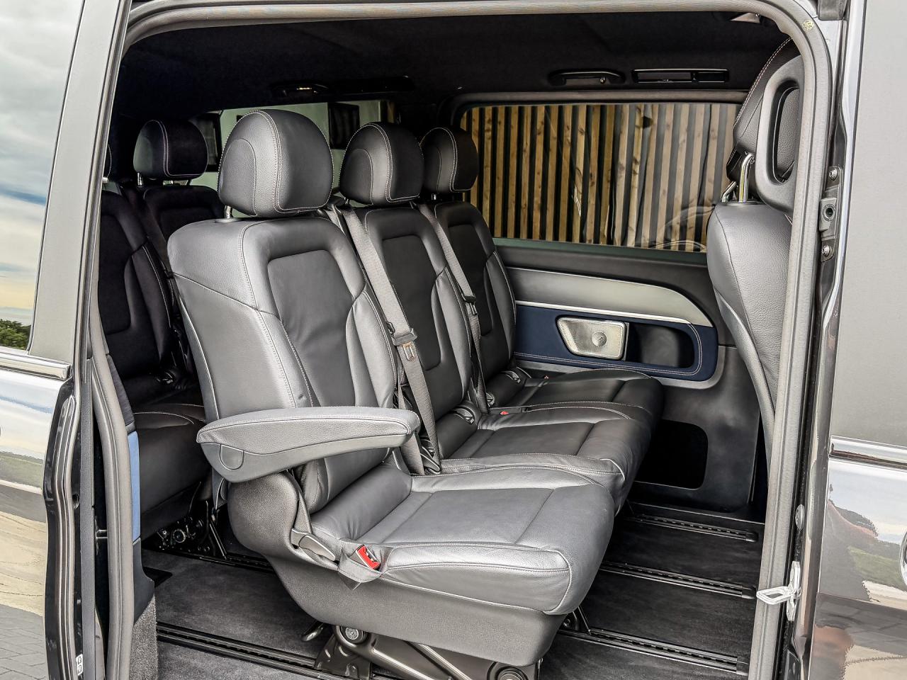 Mercedes-Benz EQV 300 AMG L2 90kWh 8-Persoons | Mercedes-Benz occasion