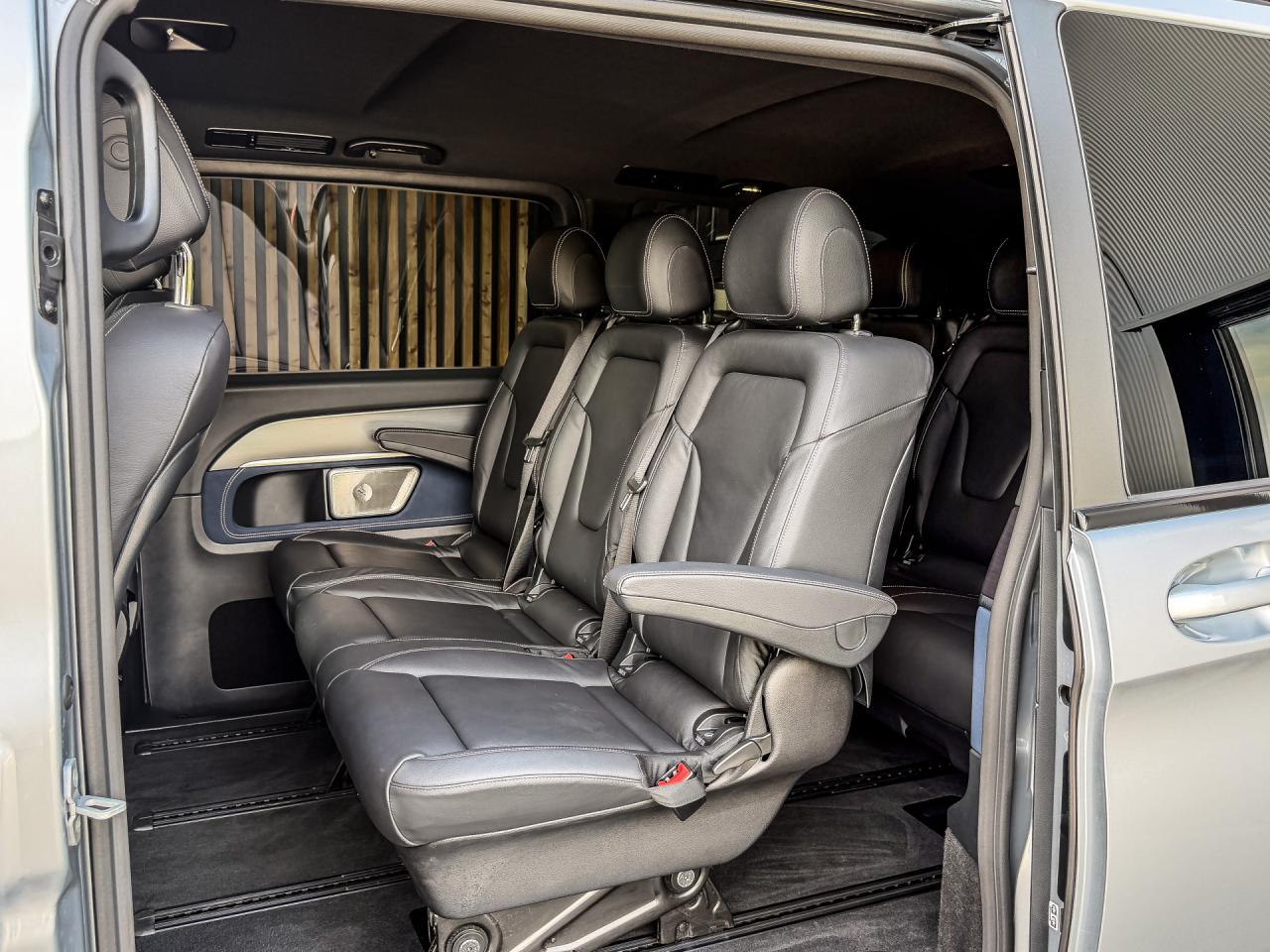 Mercedes-Benz EQV 300 AMG L2 90kWh 8-Persoons | Mercedes-Benz occasion