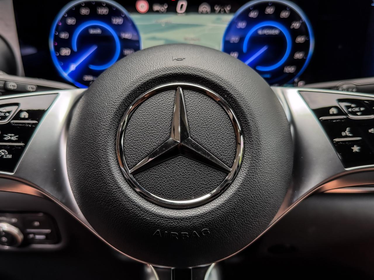 Mercedes-Benz EQV 300 AMG L2 90kWh 8-Persoons | Mercedes-Benz occasion