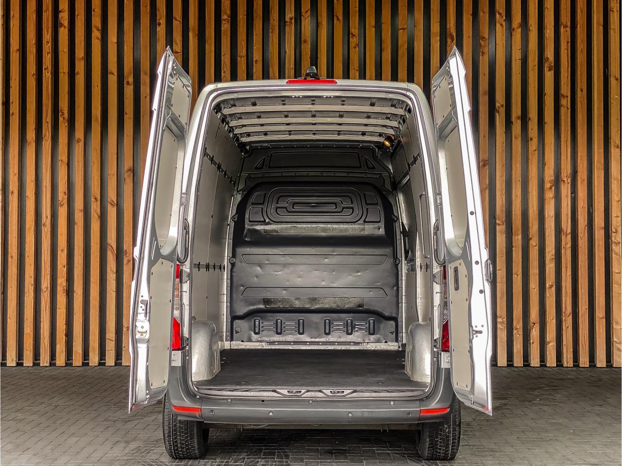 Mercedes-Benz Sprinter 1.9 CDI 150PK Automaat L2H2 Bestelwagen | Mercedes-Benz occasion