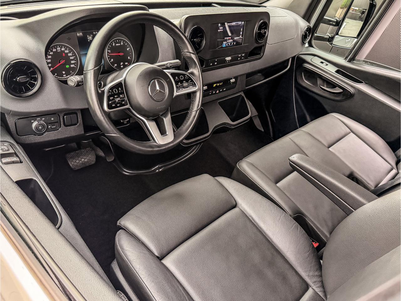 Mercedes-Benz Sprinter 319 3.0 CDI V6 190PK Automaat N1 Kilometerheffing vrij | Mercedes-Benz occasion