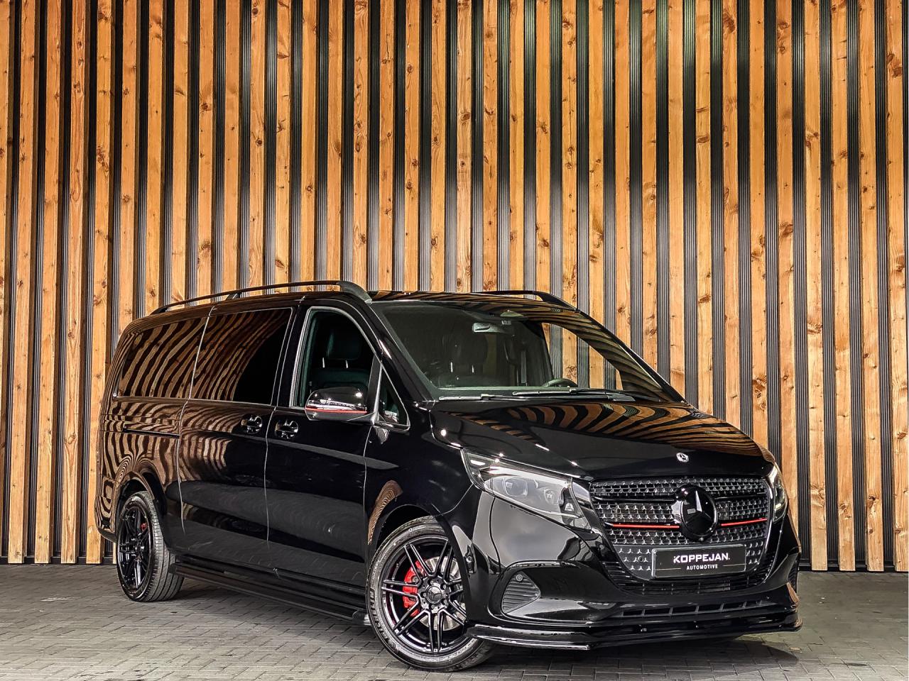 Mercedes-Benz V-Klasse 300d Extra Lang Avantgarde Dubbele Cabine | Mercedes-Benz occasion