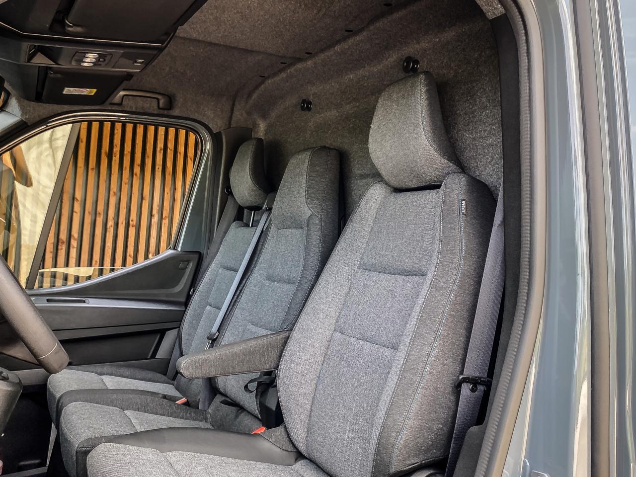 Renault Master T35 2.0 dCi 170PK L2H2 Extra | Renault occasion