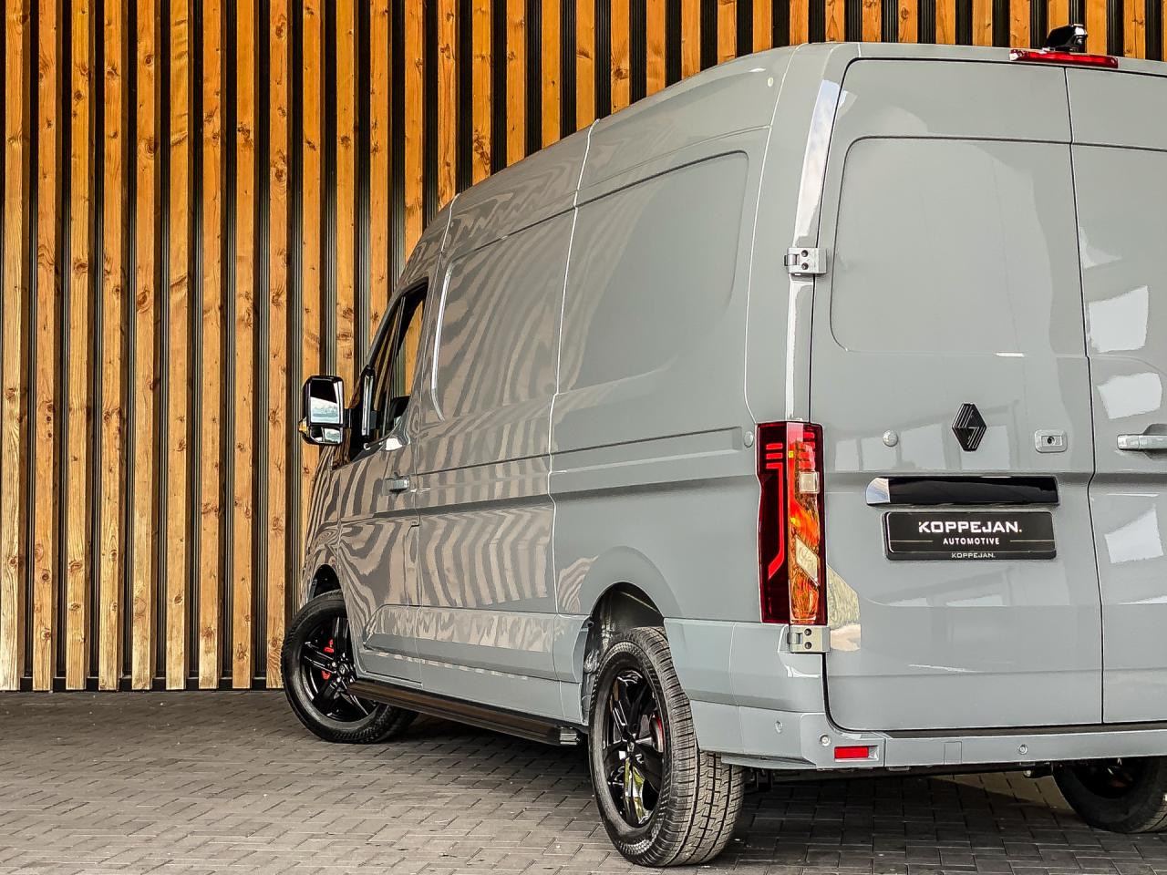 Renault Master T35 2.0 dCi 170PK L2H2 Extra | Renault occasion