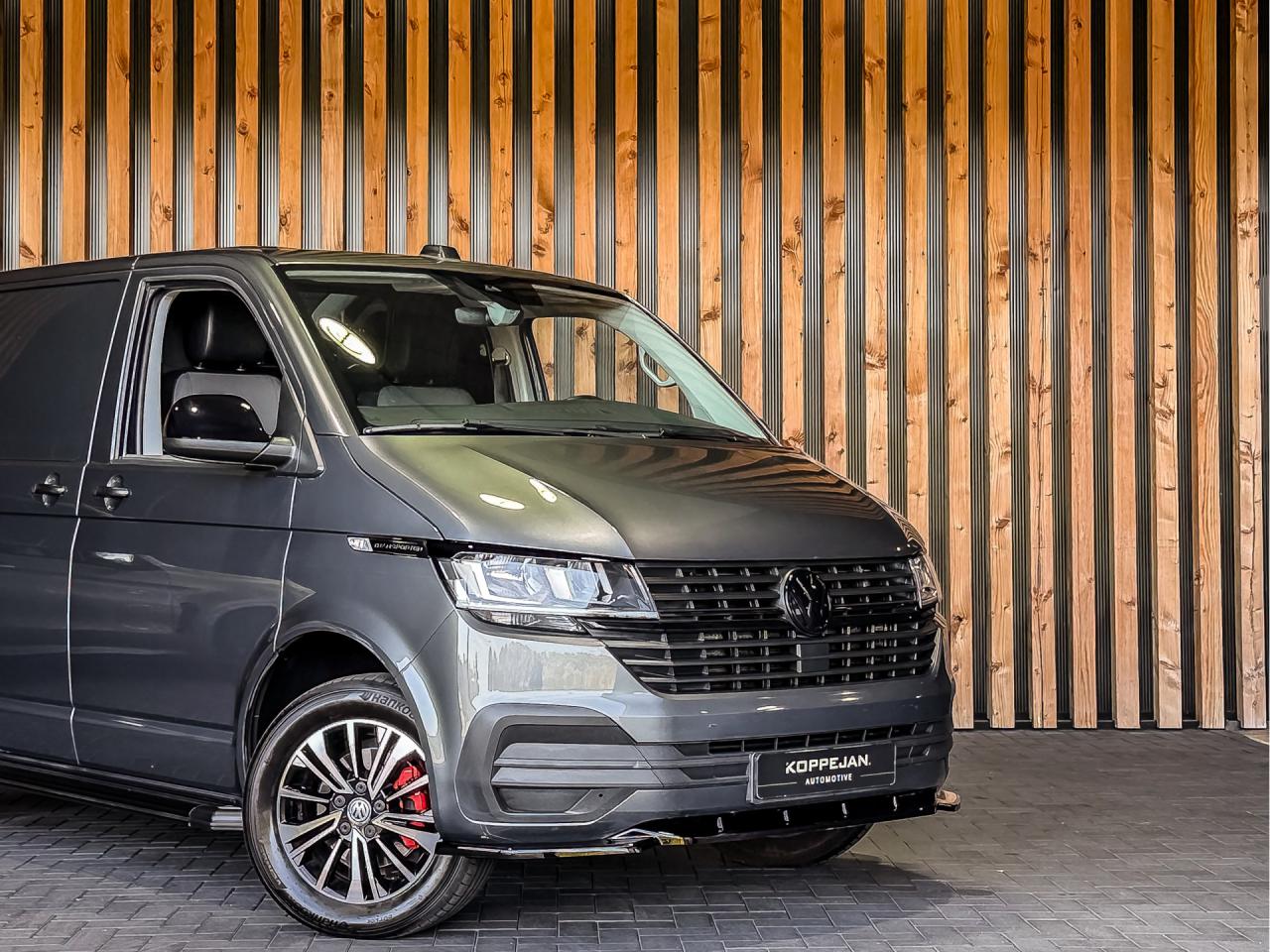 Volkswagen Transporter 2.0 TDI 150PK DSG Bestelwagen L1H1 | Volkswagen occasion