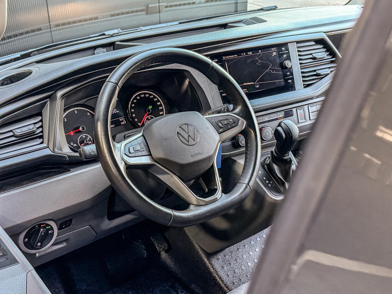 Volkswagen Transporter 2.0 TDI 150PK DSG Bestelwagen L1H1 | Volkswagen occasion