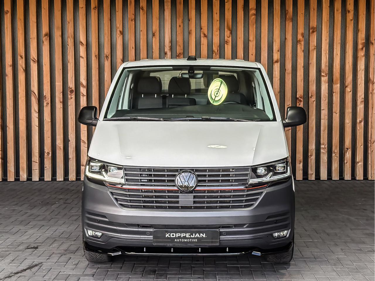 Volkswagen Transporter 2.0 TDI 150PK DSG Bestelwagen L1H1 | Volkswagen occasion