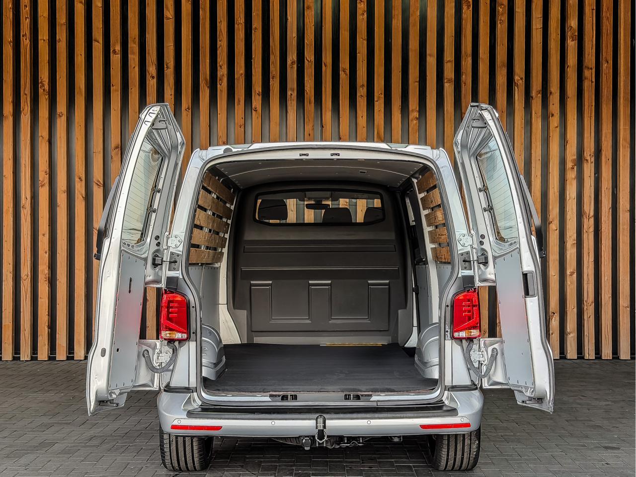 Volkswagen Transporter 2.0 TDI 150PK DSG Bestelwagen L2H1 Bulli | Volkswagen occasion